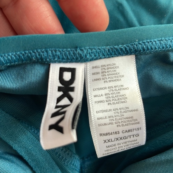 New DKNY V-Neck Ring One Piece Swimsuit with tummy control - Picture 13 of 17